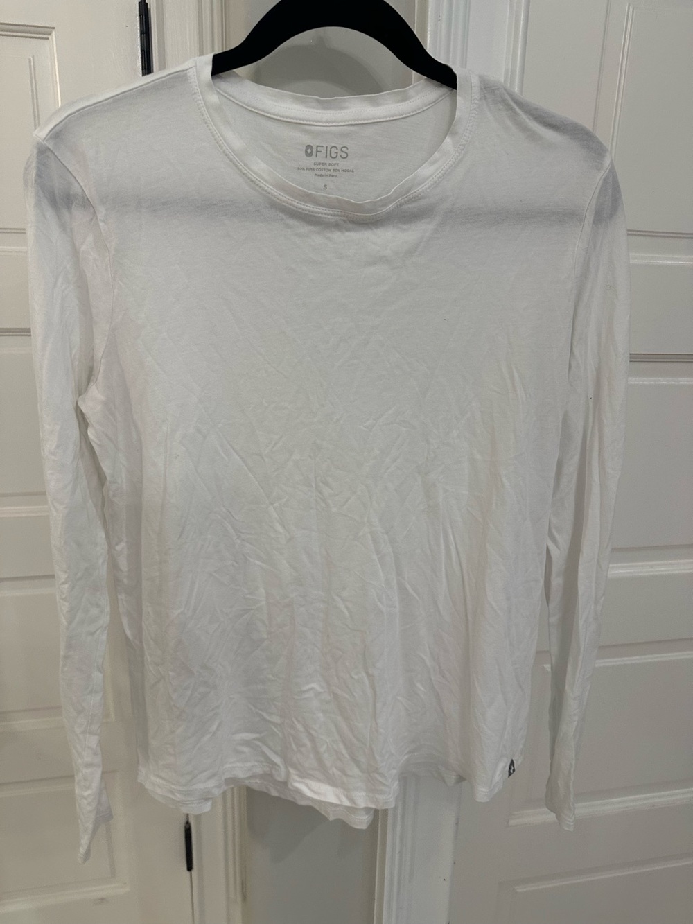 Figs Super Soft Women S Underscrub White Long Sleeve T Shirt Pima Modal Workwear